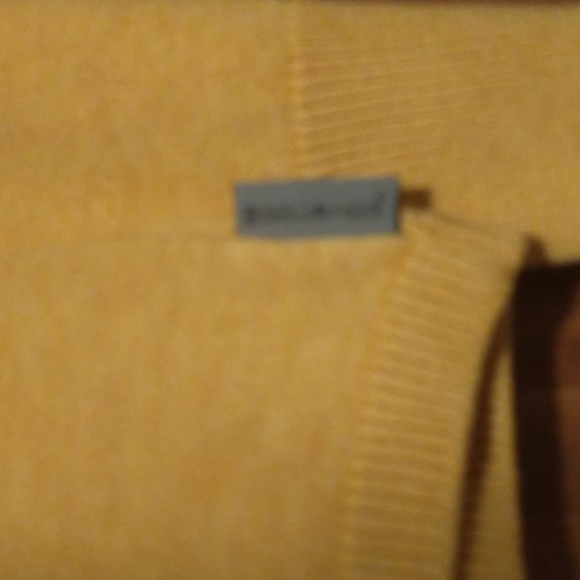 Woolrich woman's size XS long sleeve knit pullover sweaters w logo, pleats NWOT - Picture 10 of 16